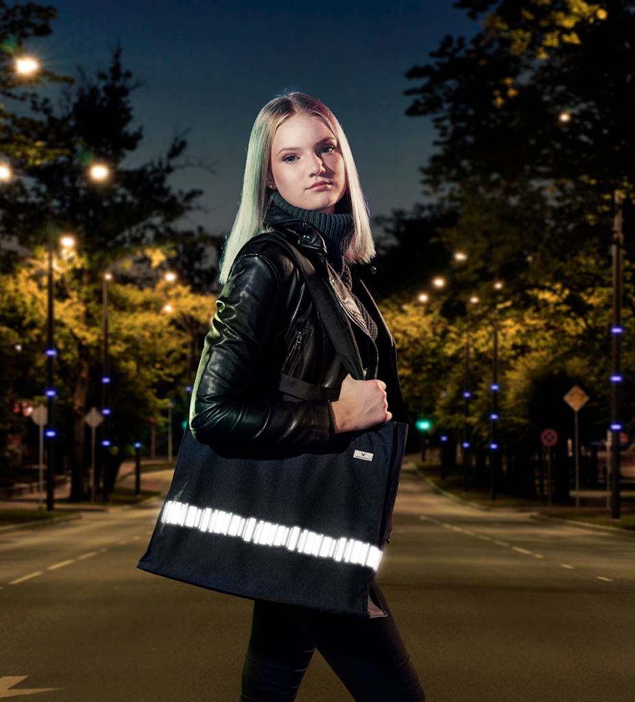 reflective shoulder bag black with 3m reflectors