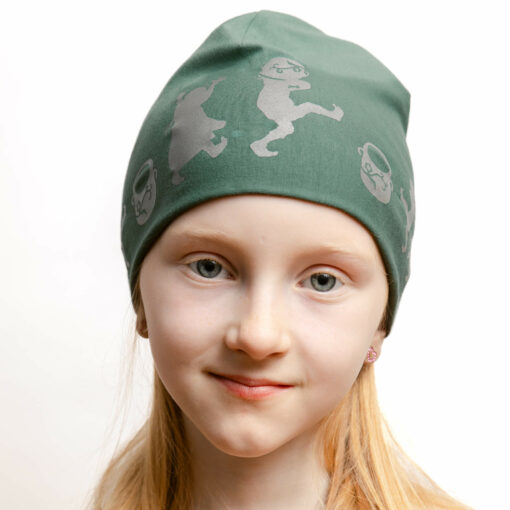 Warm childrens beanies with reflectors Emil in Lonneberga - Smart in the dark