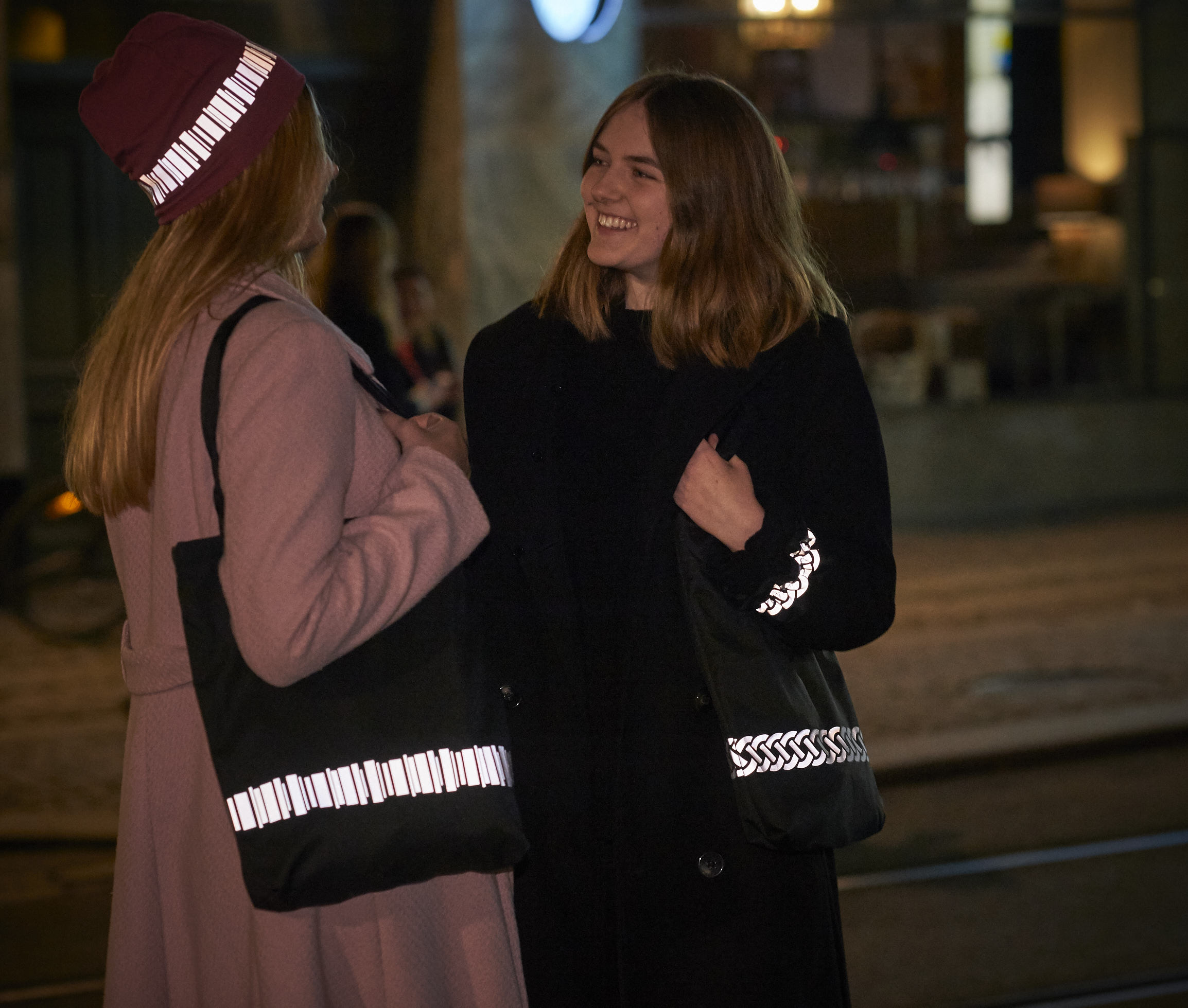 Reflective Accessories for Walkers in Darkness - Smart in the dark