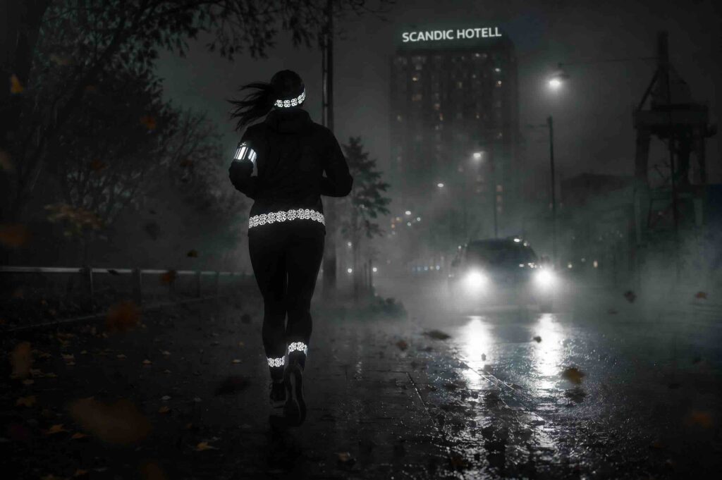 High Visibility Clothing for Running near scandic